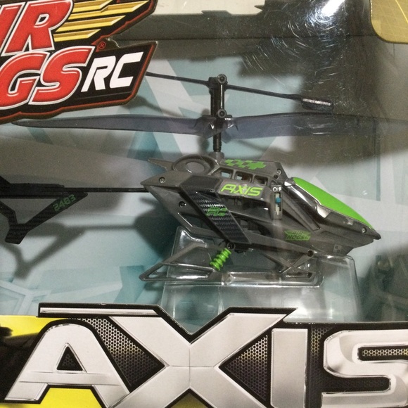 Air Hogs Axis 200 Remote Control Helicopter - Picture 2 of 7